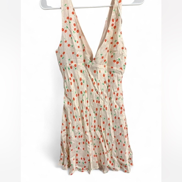 Zara Cream Cherry Patterned Dress - Picture 4 of 5